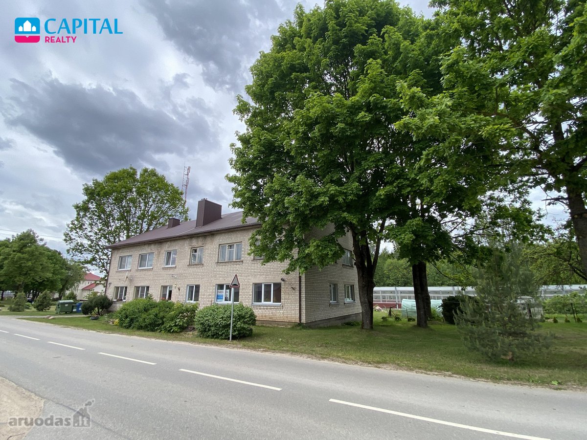 Parduodamas Jaukus 3 Kambarių Butas Su Garažu 