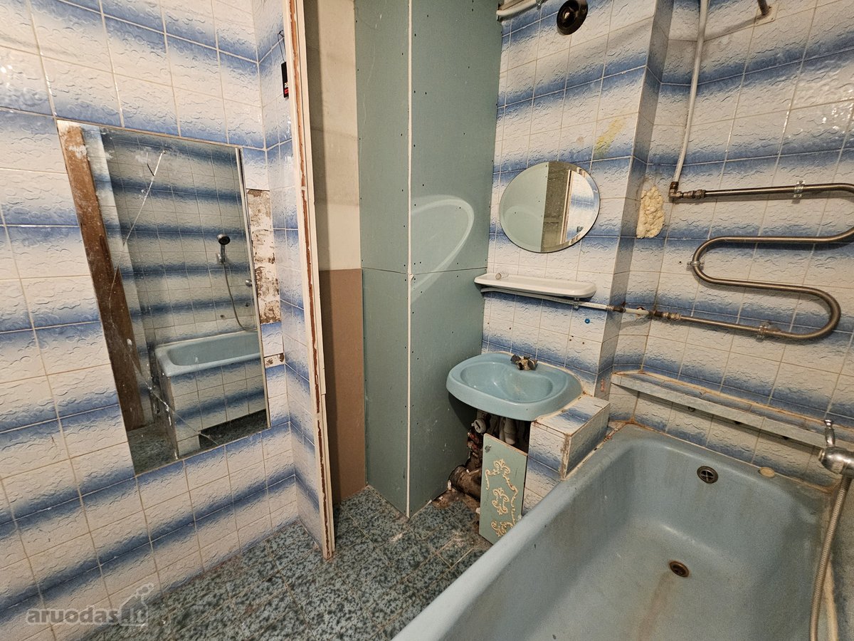 Parduodamas erdvus 4 kambarių butas Vėtrungės - nuotraukos Nr. 25