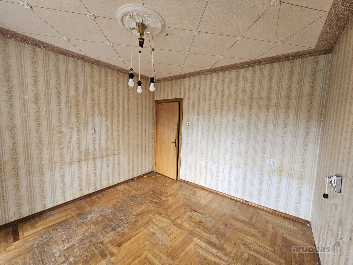 Parduodamas erdvus 4 kambarių butas Vėtrungės - nuotraukos Nr. 8