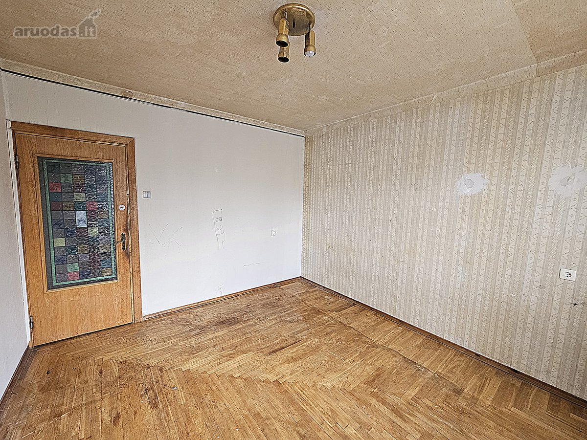 Parduodamas erdvus 4 kambarių butas Vėtrungės - nuotraukos Nr. 12