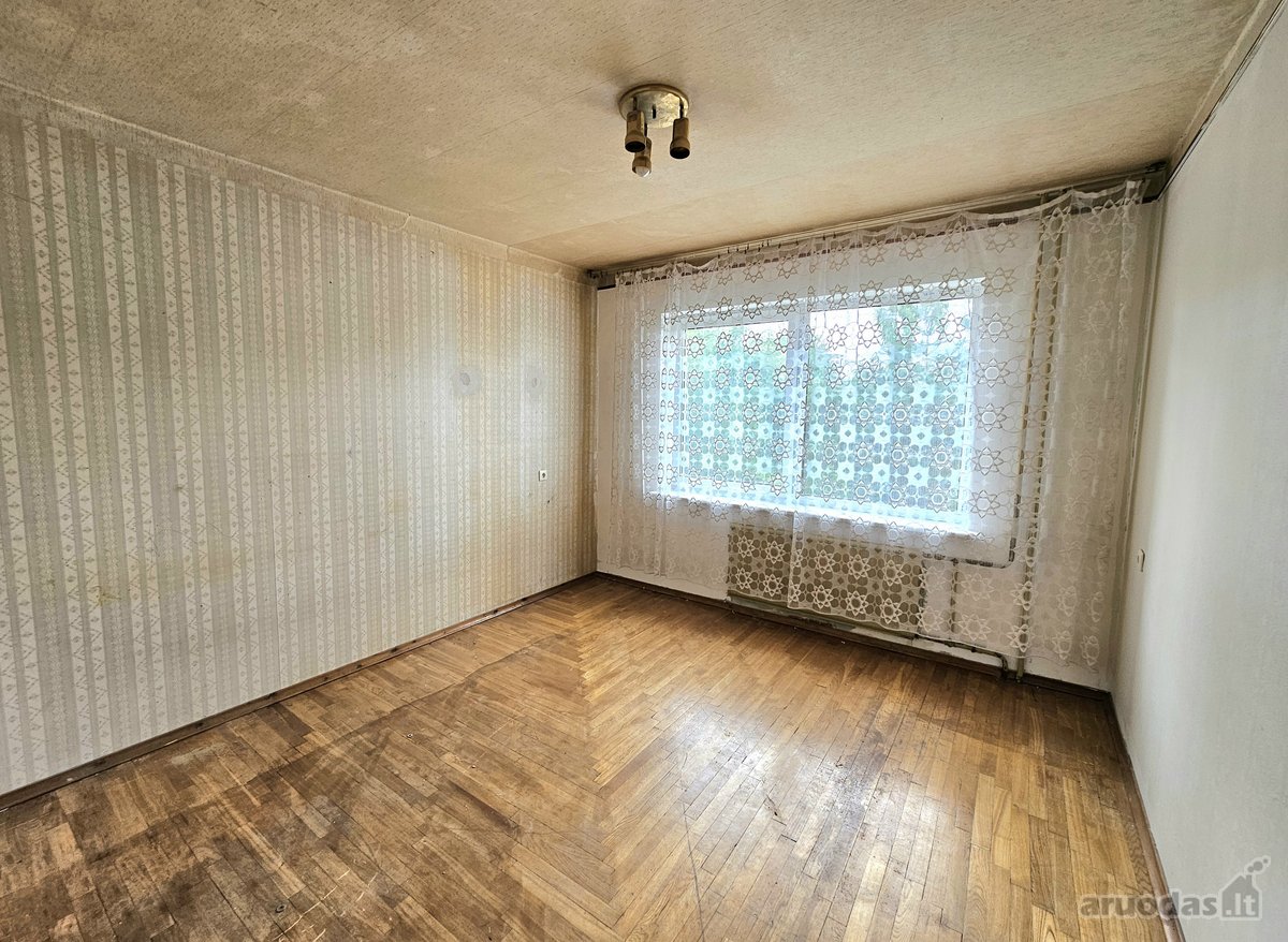 Parduodamas erdvus 4 kambarių butas Vėtrungės - nuotraukos Nr. 10