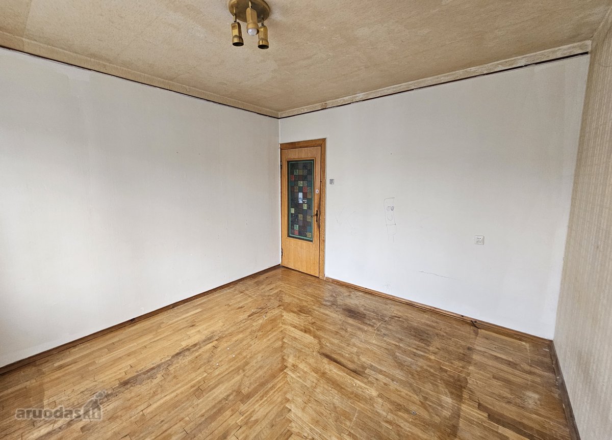 Parduodamas erdvus 4 kambarių butas Vėtrungės - nuotraukos Nr. 13