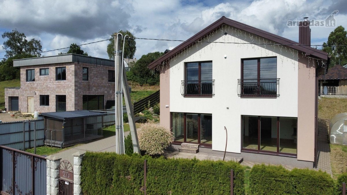 Kokybiškai statytas 152 m² namas su pirtimi - nuotraukos Nr. 2