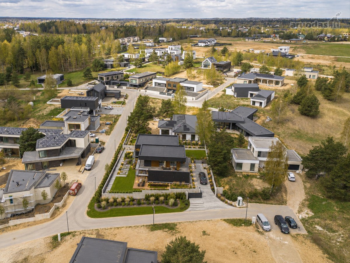 Parduodamas visas modernus A++ klasės namas - nuotraukos Nr. 10