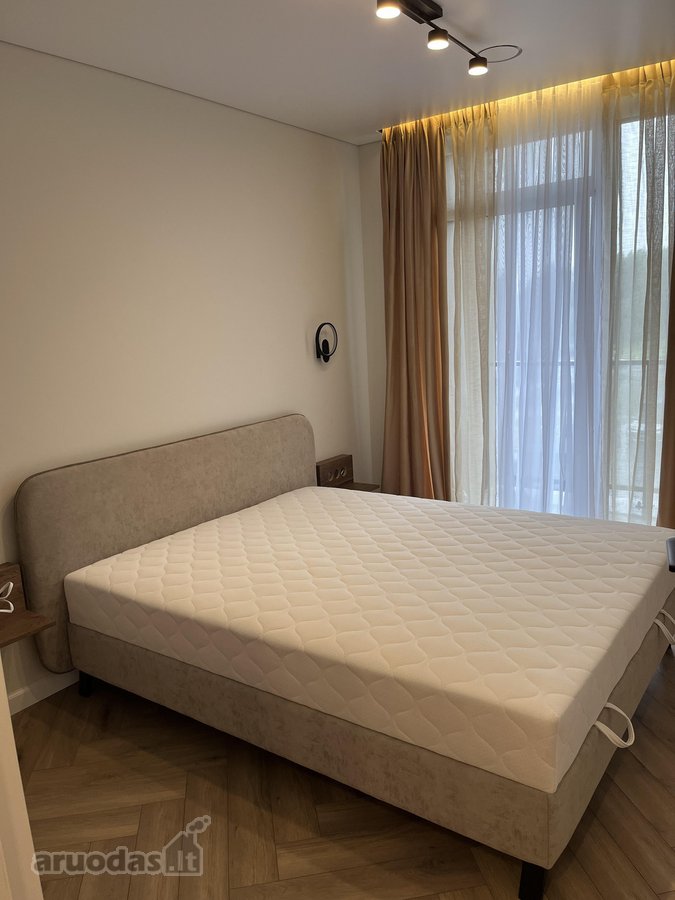 Nuomojamas šviesus ir jaukus 2 kambarių butas - nuotraukos Nr. 17