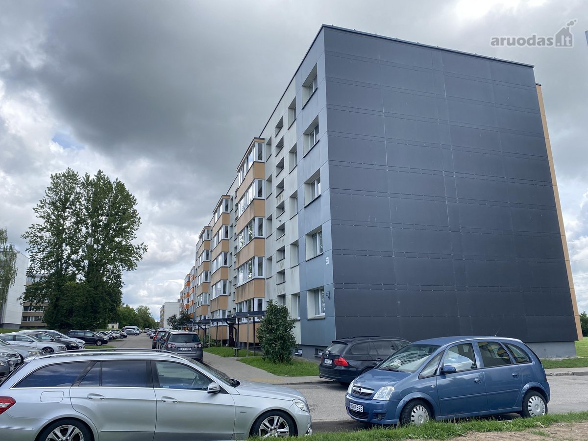 Parduodamas 3 kambarių butas patogioje
