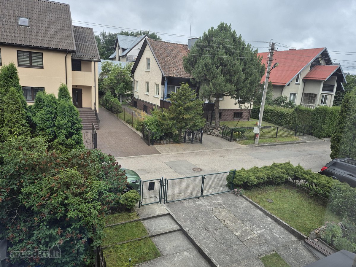 Visas namo aukštas su atskiru įėjimu, garažu - nuotraukos Nr. 14