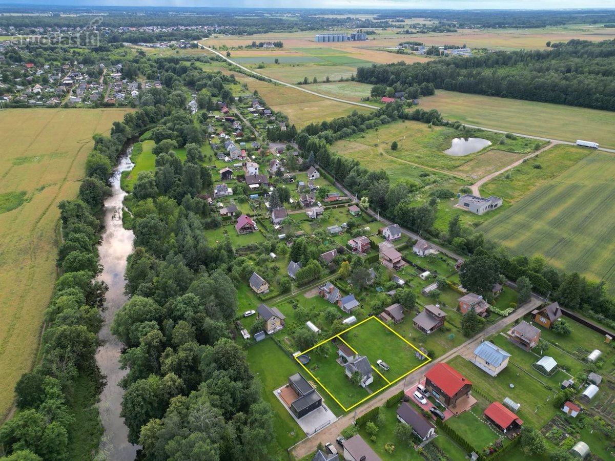 Parduodamas svajonių kampelis prie Lėvens
