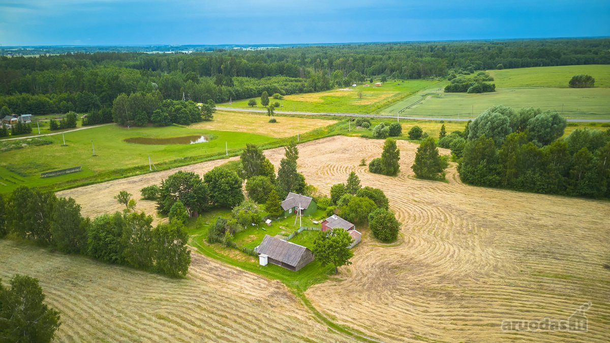 Parduodamas Namas Su 1,9422 Ha Žemės Sklypu
