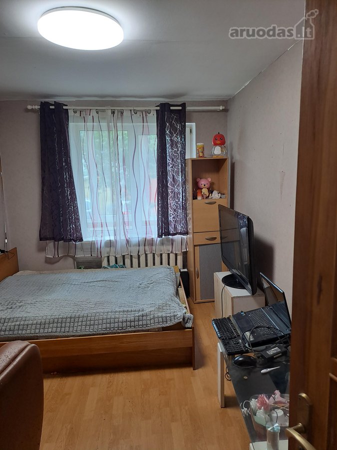 Parduodamas dviejų kambarių butas renovuotame - nuotraukos Nr. 5