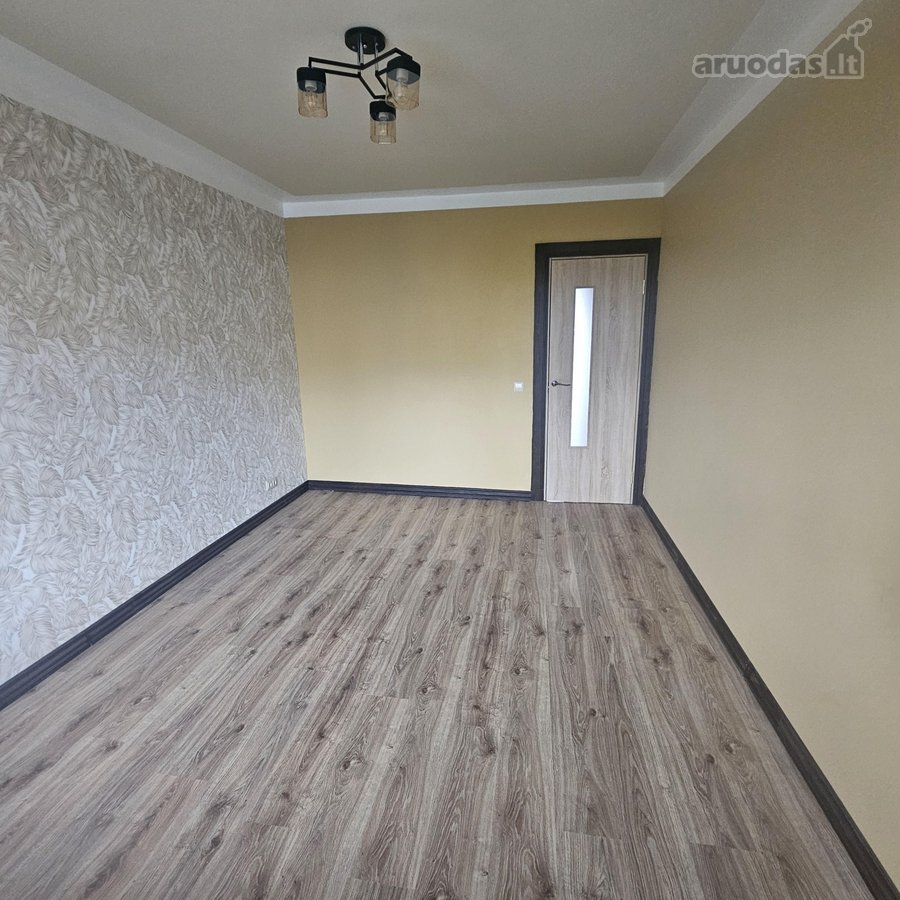 Parduodamas keturių kambarių butas - nuotraukos Nr. 13