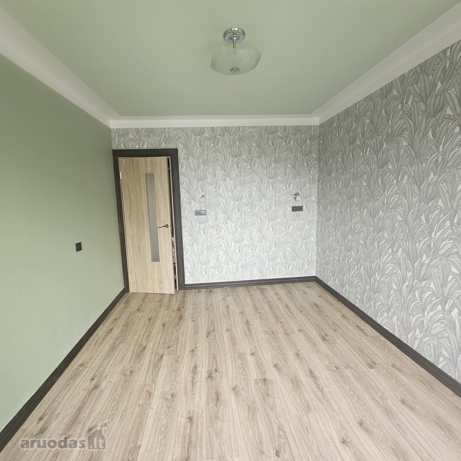 Parduodamas keturių kambarių butas - nuotraukos Nr. 20