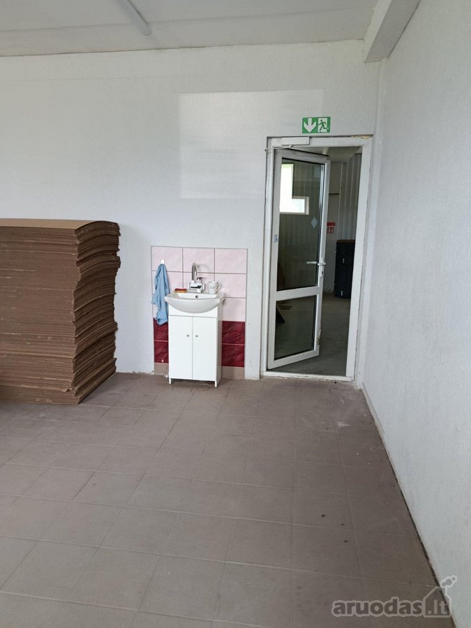 Išnuomojamos naujai įrengtos patalpos - nuotraukos Nr. 8