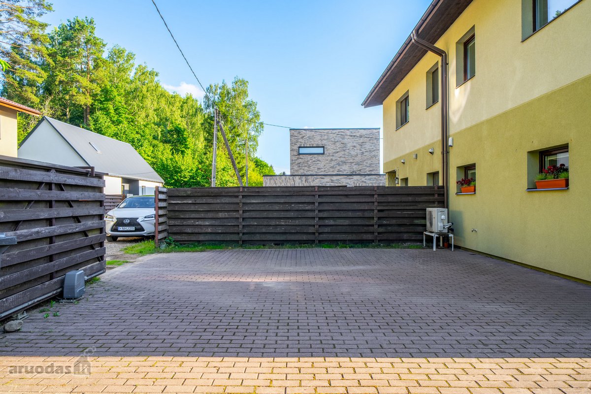 Parduodamas miško apsuptyje jaukus 4 kambarių - nuotraukos Nr. 42