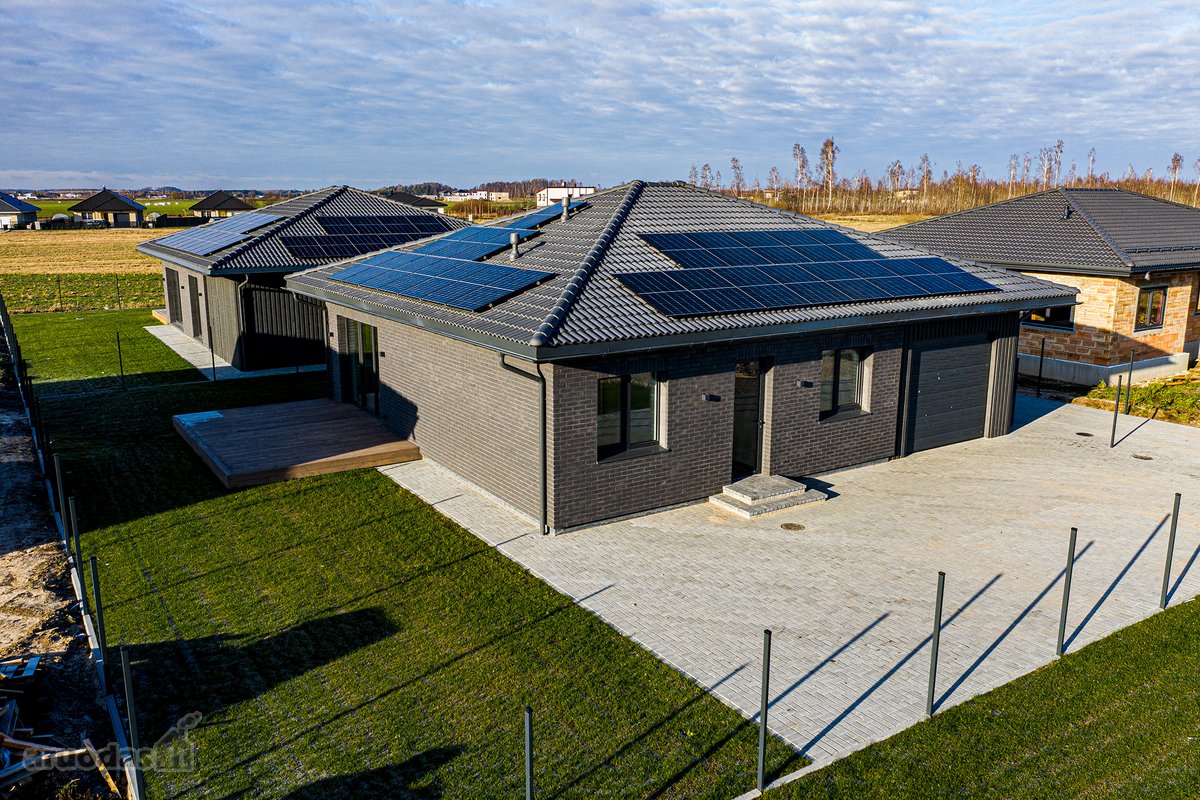Parduodamas 127 m² Vieno Aukšto Namai Su 15