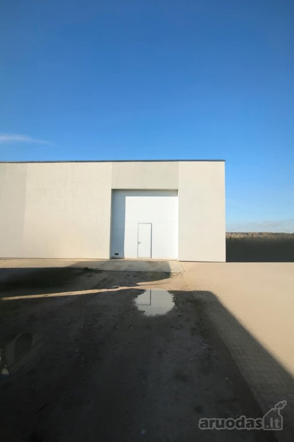 Nuomojamos patalpos 320 kv.m. galimas ju