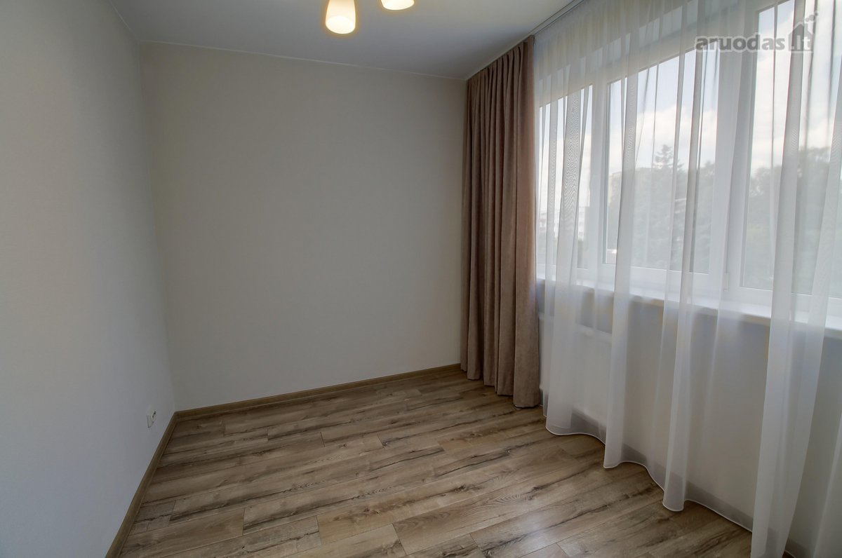 Parduodamas naujai suremontuotas 3 k. butas , - nuotraukos Nr. 5