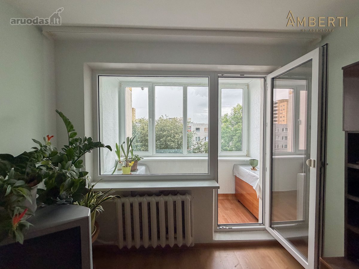 Amberti Nt agentūra parduoda 2 kambarių butą