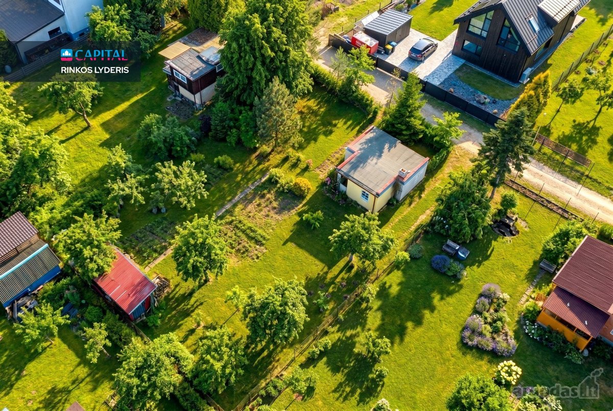 Parduodamas 8,4 aro Sklypas Verkių Soduose,