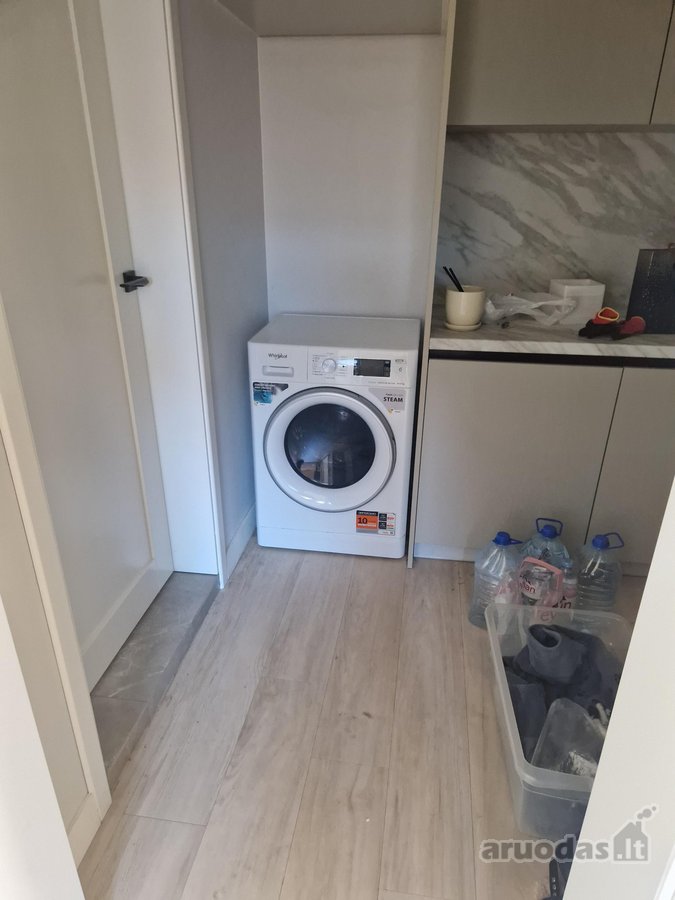 Erdvus kraštinis namas su įspūdinga panorama - nuotraukos Nr. 12
