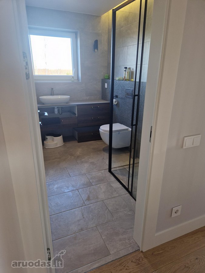 Erdvus kraštinis namas su įspūdinga panorama - nuotraukos Nr. 18