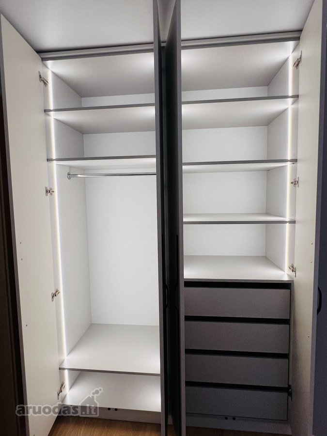 Parduodamas jaukus, kapitaliai renovuotas ir - nuotraukos Nr. 9