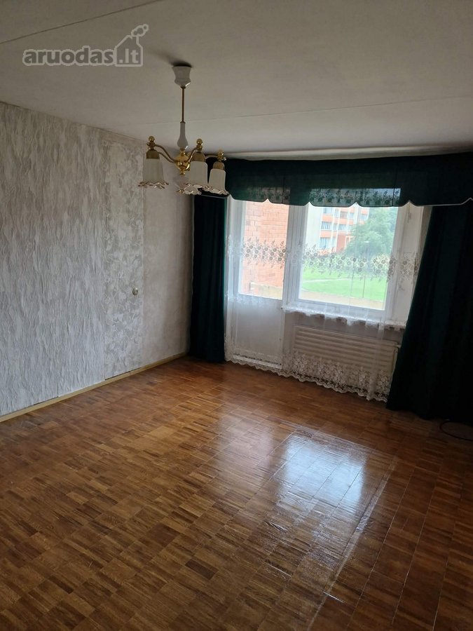 Parduodamas erdvus 2 kambarių butas - nuotraukos Nr. 7