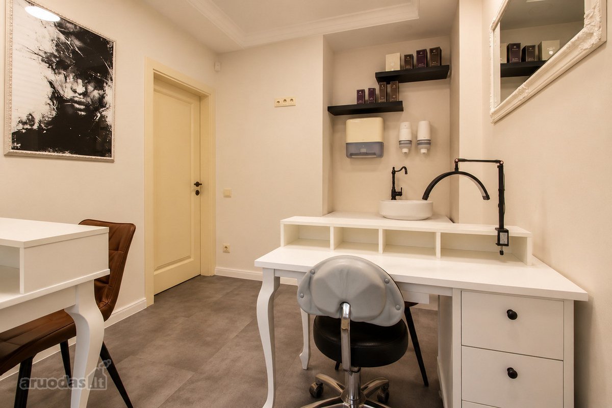 Parduodamas pilnai įrengtas grožio salonas su - nuotraukos Nr. 13