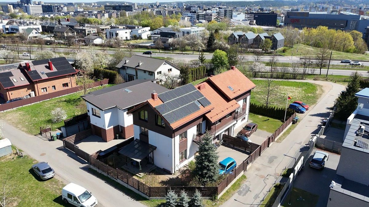 **Parduodamas 184 m² gyvenamasis namas - nuotraukos Nr. 3
