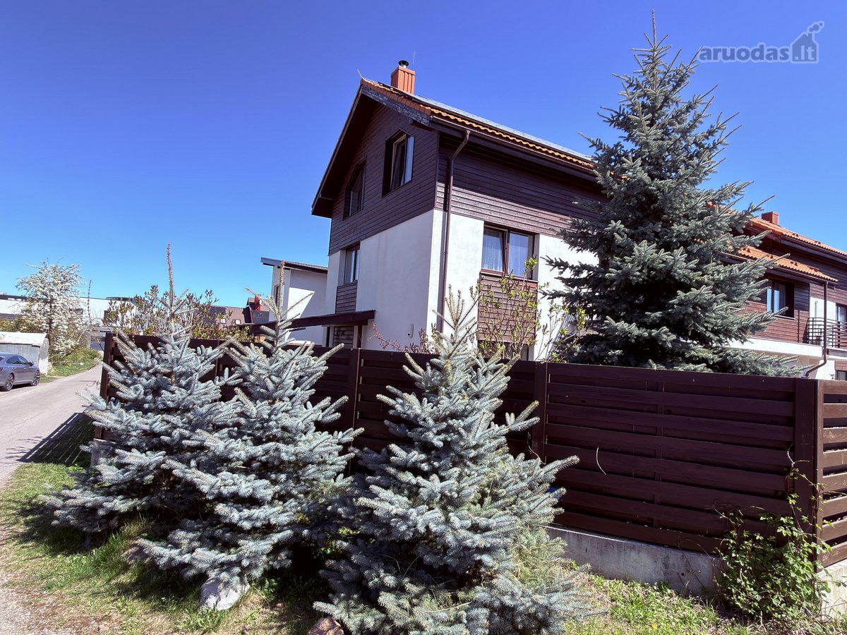 **Parduodamas 184 m² gyvenamasis namas - nuotraukos Nr. 9