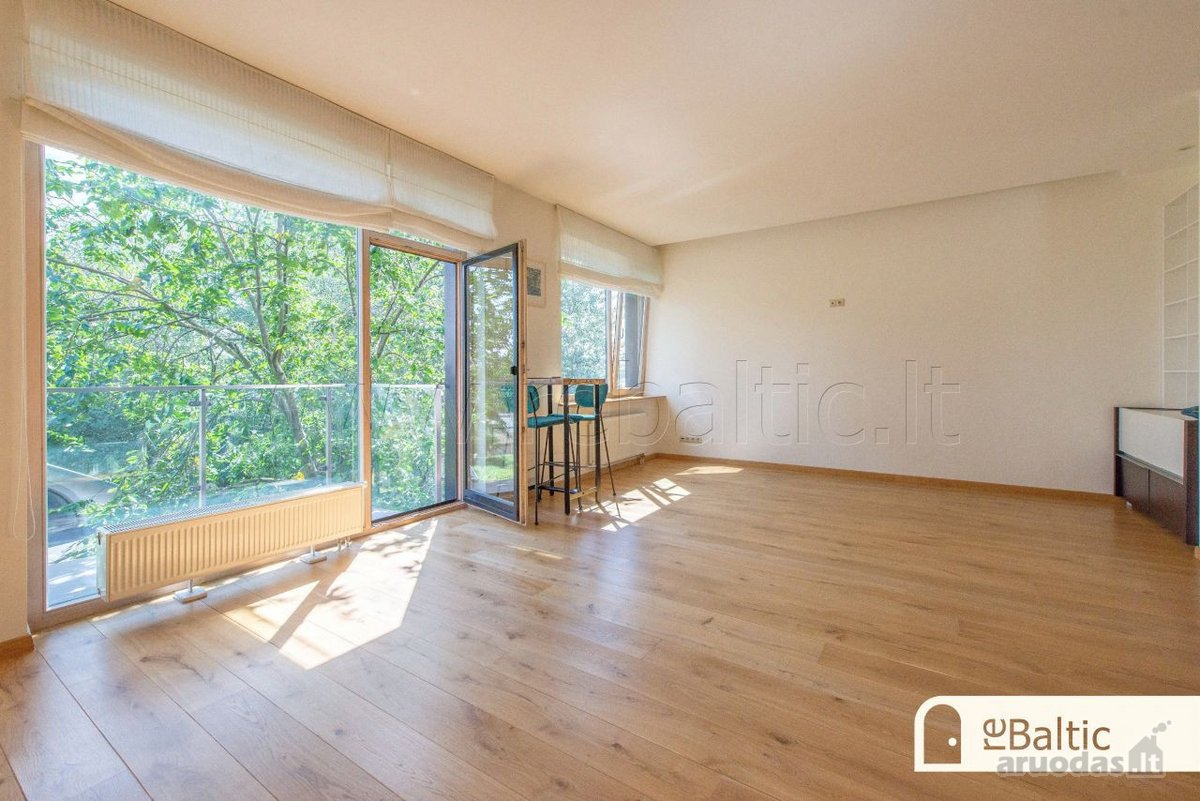 Išnuomojamas erdvus ir stilingas 3 kambarių - nuotraukos Nr. 5