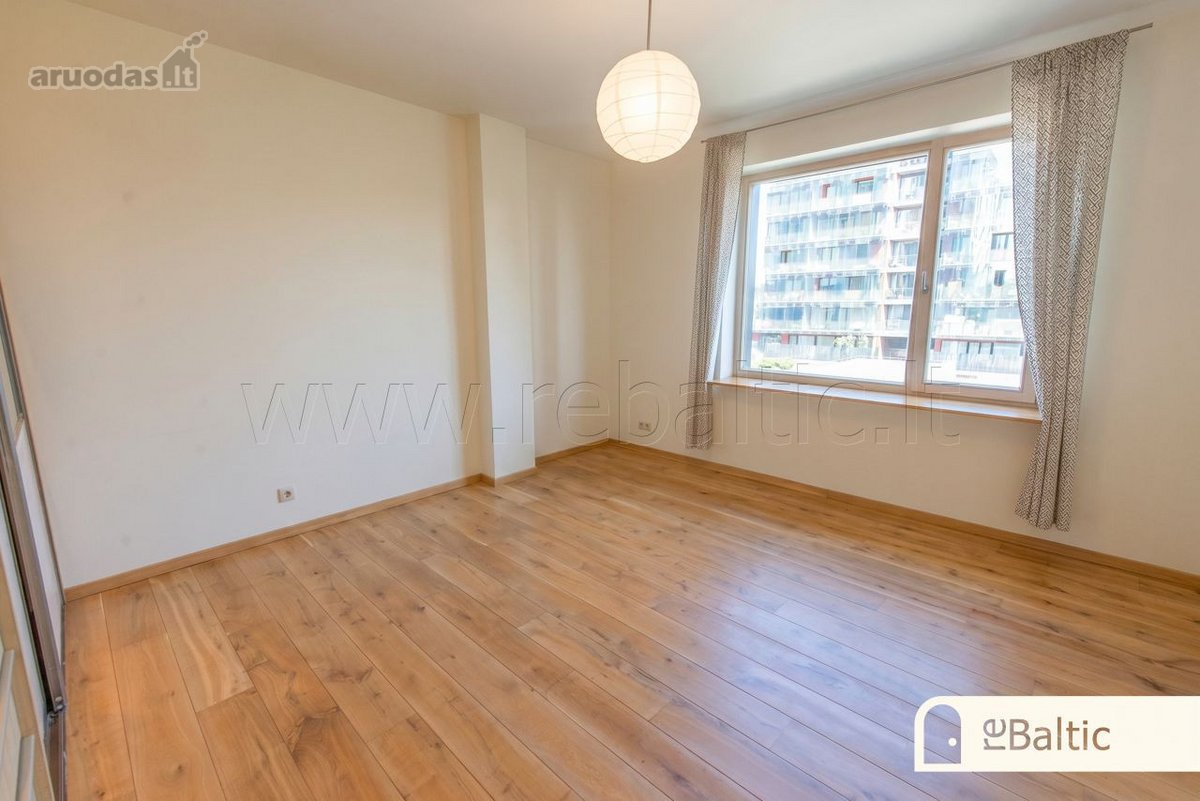 Išnuomojamas erdvus ir stilingas 3 kambarių - nuotraukos Nr. 18