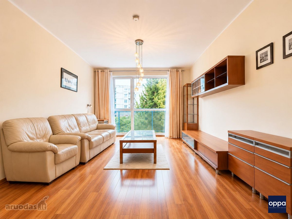 Išnuomojamas erdvus 2 kambarių butas