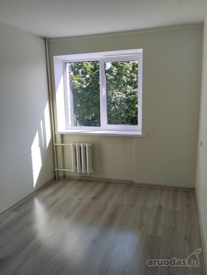 Parduodamas naujai suremontuotas erdvus ir - nuotraukos Nr. 6