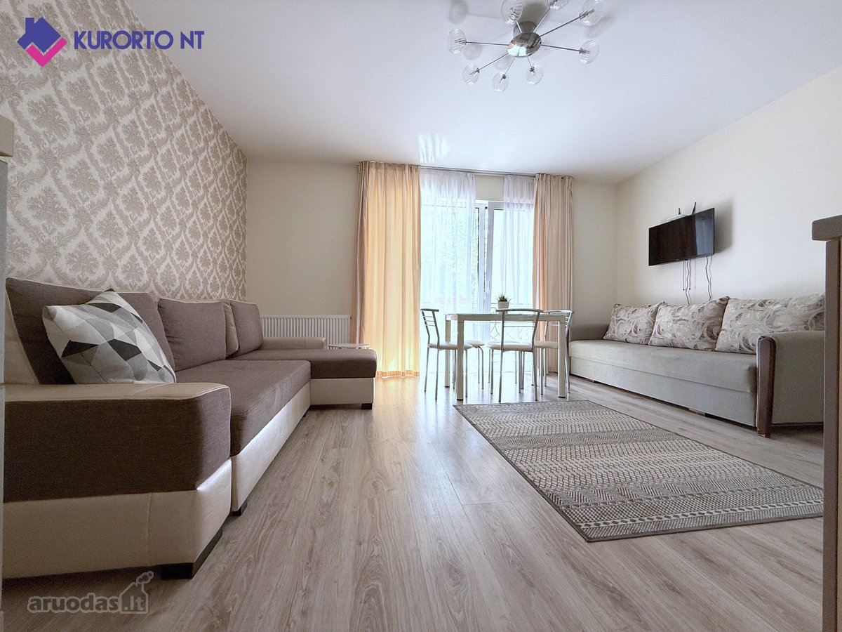 Parduodamas erdvus, šviesus 2 kambarių butas - nuotraukos Nr. 2