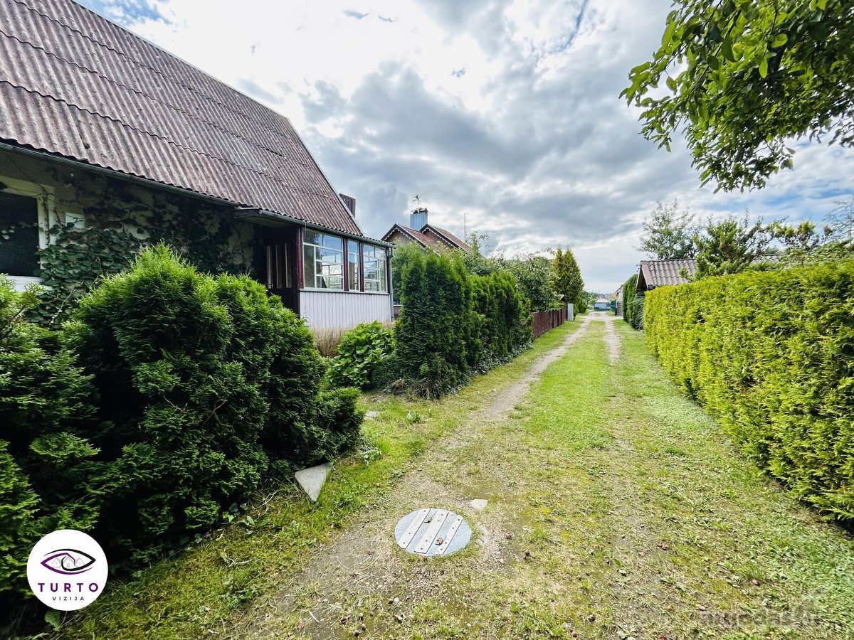 Parduodamas 12 arų sklypas su vasarnamiu sodų - nuotraukos Nr. 12