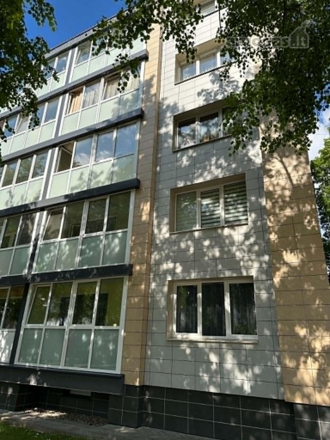 Parduodamas renovuotame name 4 kambarių butas - nuotraukos Nr. 3