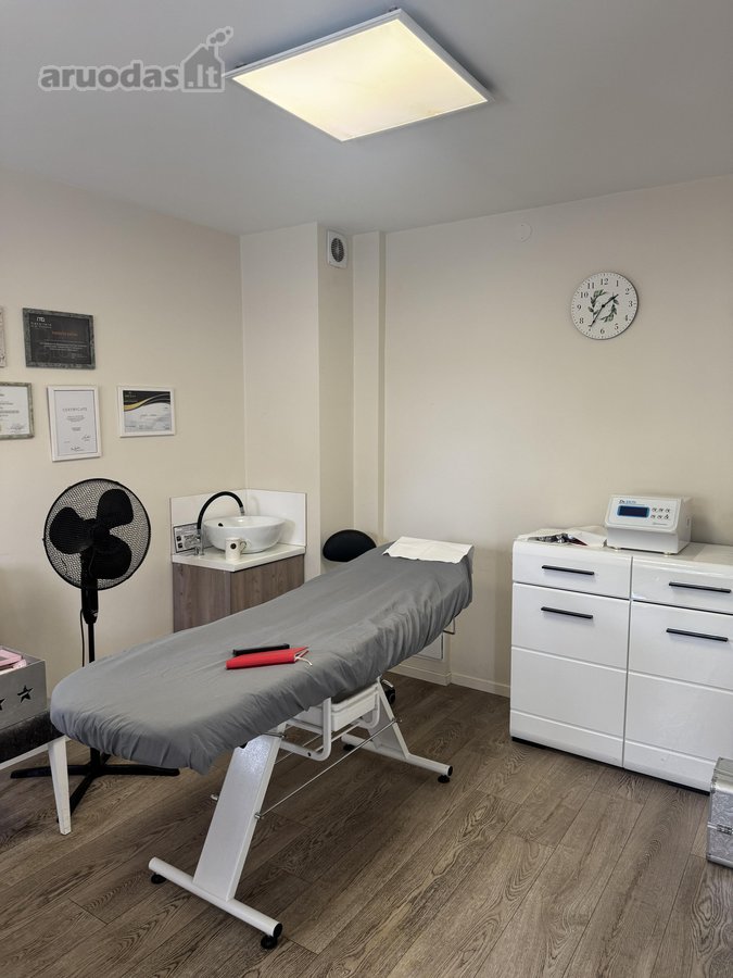 Išnuomojamos patalpos Plungės miesto - centre. - nuotraukos Nr. 8
