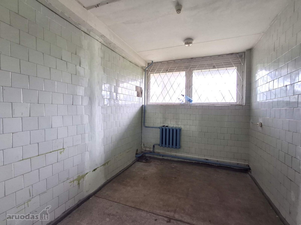 Administracinis pastatas su žemės sklypu ir - nuotraukos Nr. 18