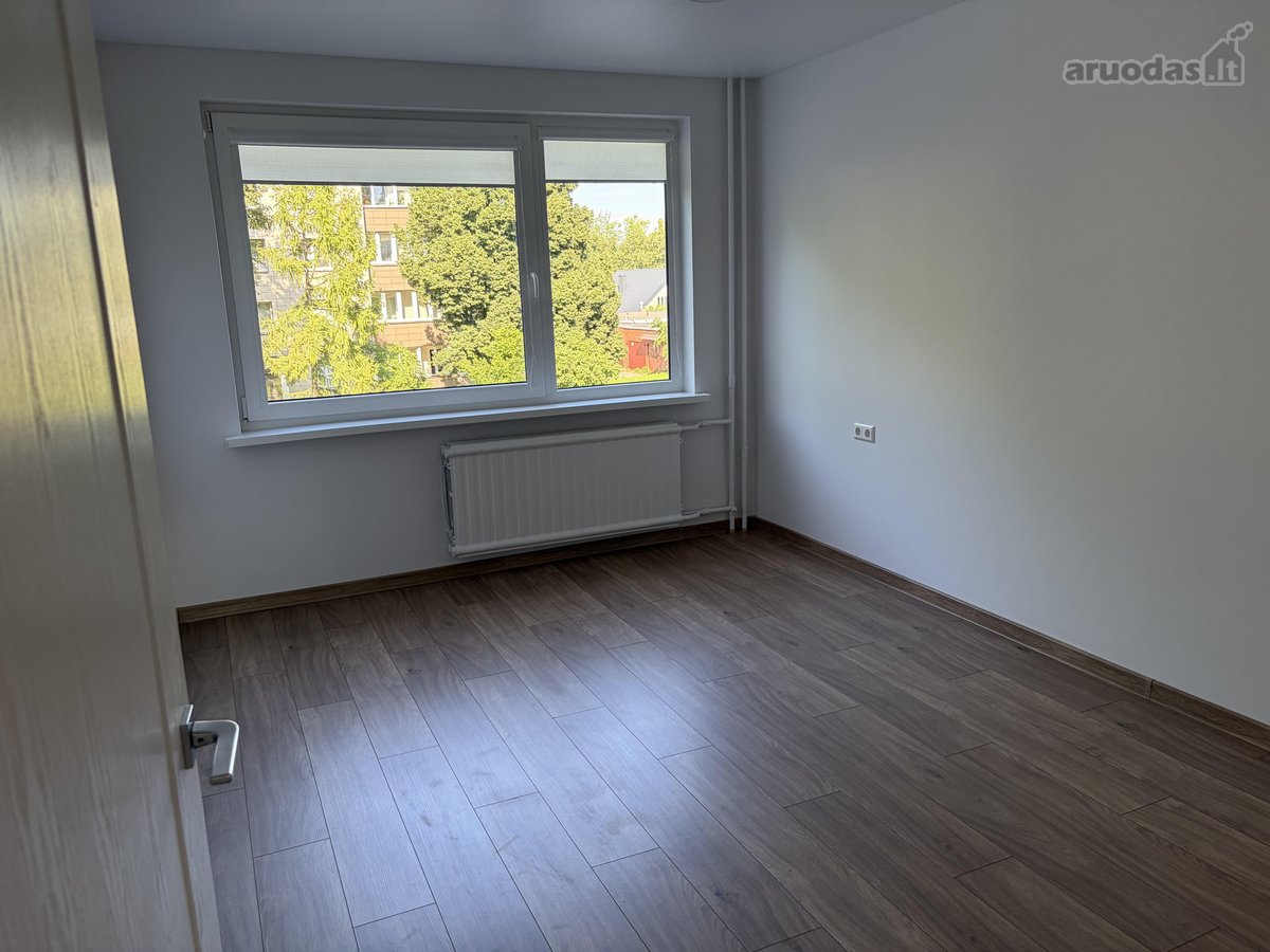 Parduodamas naujai suremontuotas 2 kambarių - nuotraukos Nr. 3