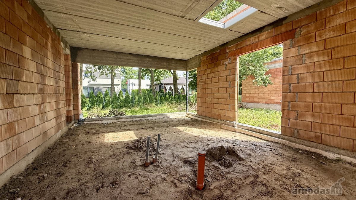 Ąžuolų tako projekte paskutinis namas su garažu - nuotraukos Nr. 13