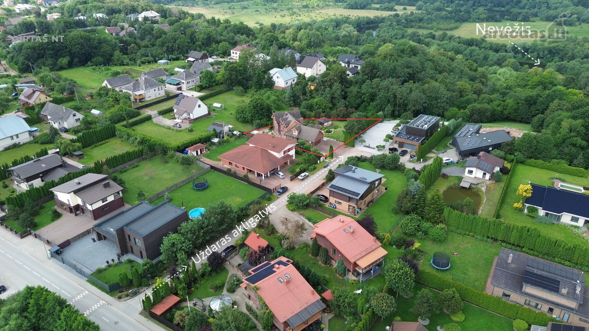 Parduodamas klasikinio stiliaus šeimos namas - nuotraukos Nr. 45