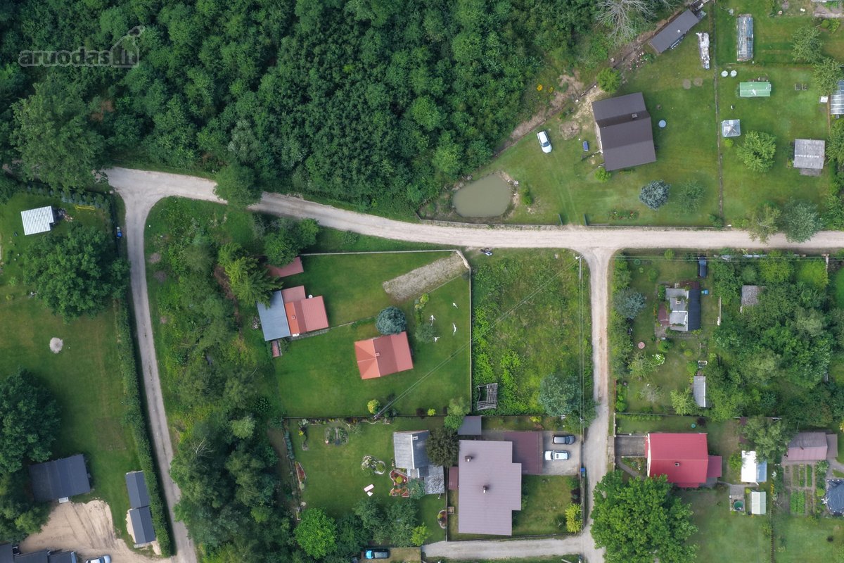 Taisyklingos formos sodo sklypas - nuotraukos Nr. 3