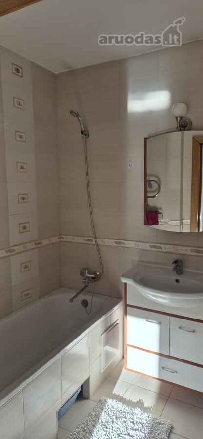 Šviesus 2 kambarių butas su privačiu kiemu – - nuotraukos Nr. 7