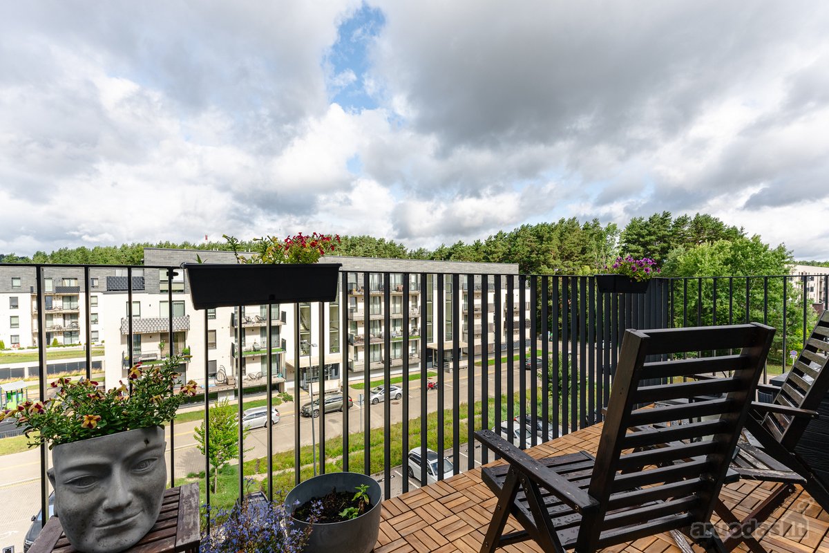 Gamtos Apsuptyje, Paskutiniame Aukšte, Su - nuotraukos Nr. 13