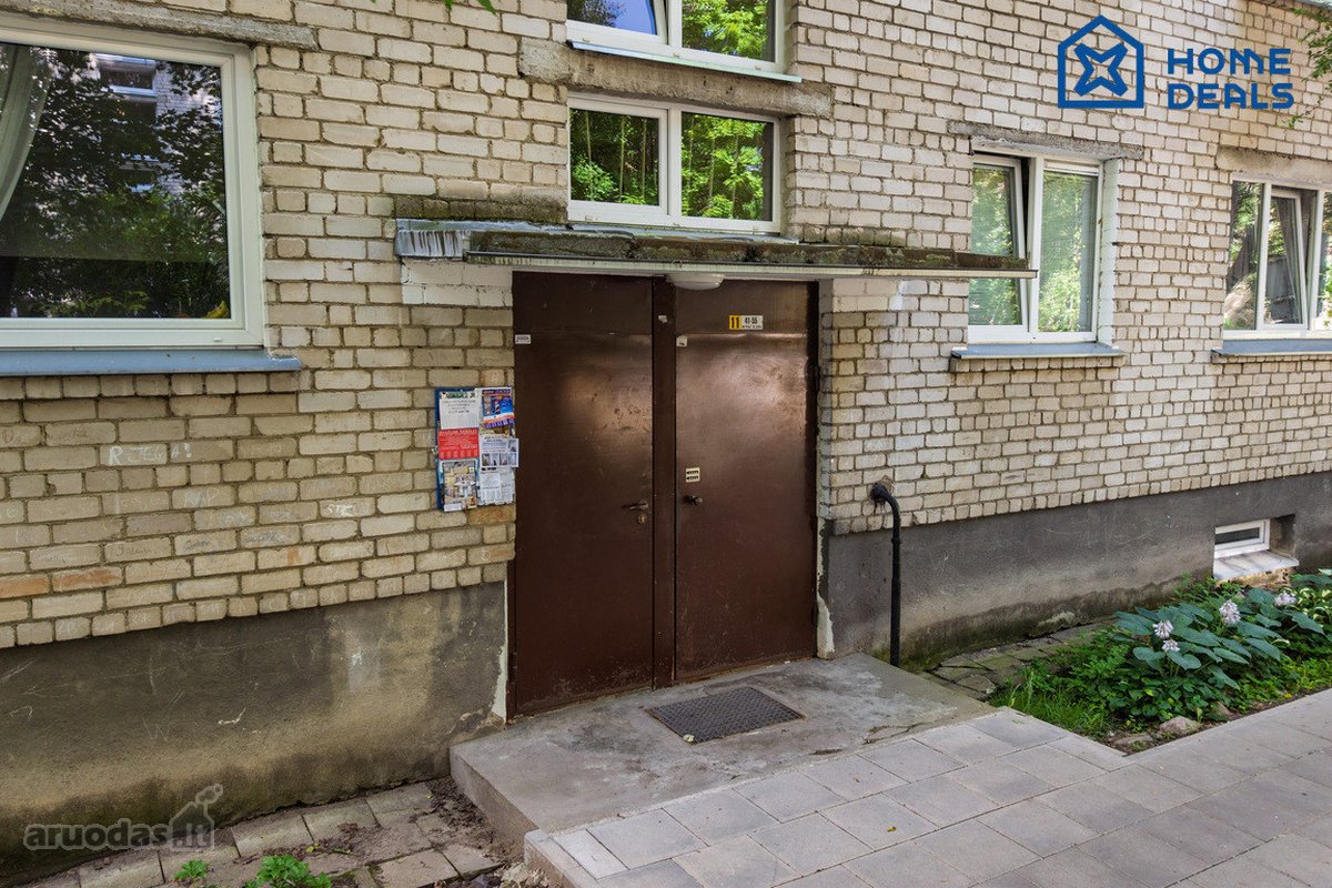 Saulės pripildyta erdvė ir ramus vaizdas pro - nuotraukos Nr. 29
