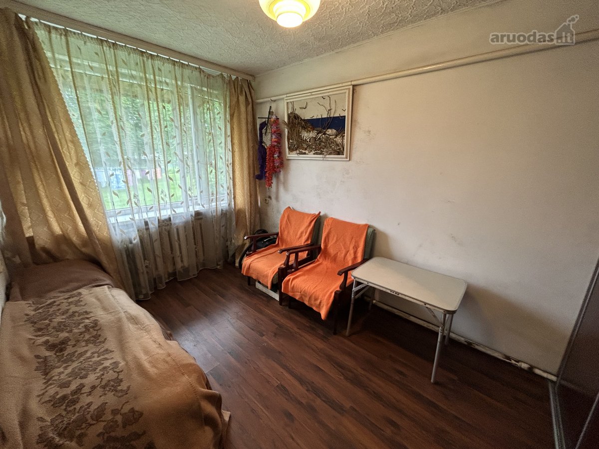 Parduodamas erdvus 3 kambarių butas - nuotraukos Nr. 8