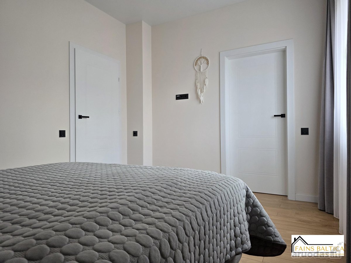 Šviesus 4 kambarių kotedžas su privačia - nuotraukos Nr. 41