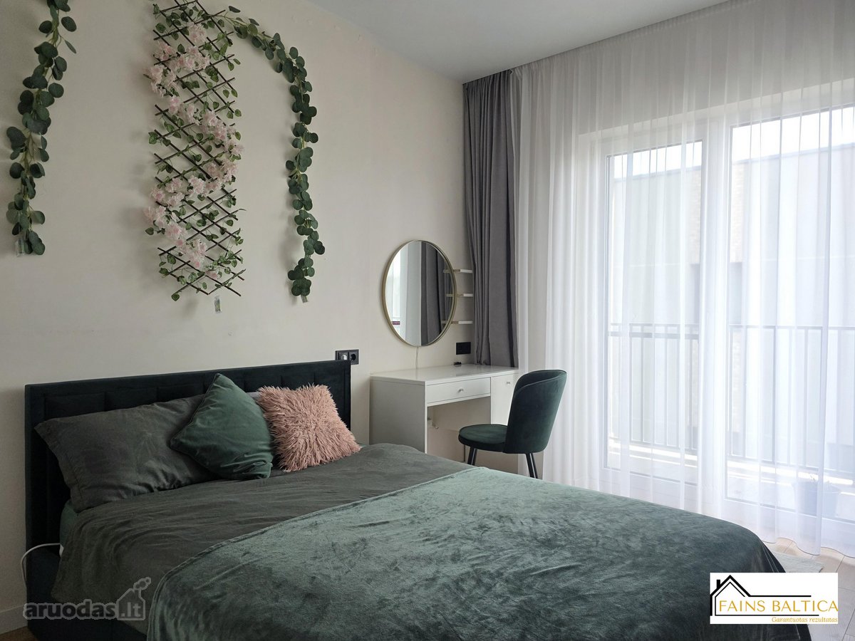 Šviesus 4 kambarių kotedžas su privačia - nuotraukos Nr. 27