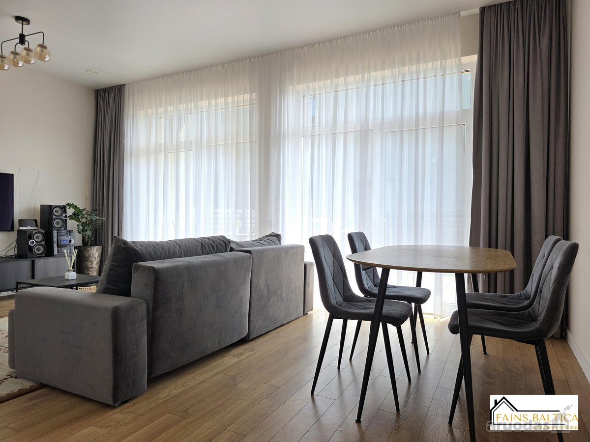 Šviesus 4 kambarių kotedžas su privačia - nuotraukos Nr. 19